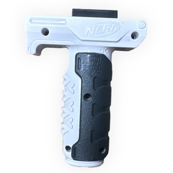 Nerf N-Strike Retaliator Pistol Grip - Picture 2 of 4